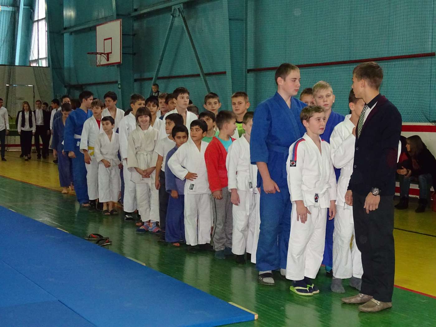 В Котовске прошел первый юношеский турнир по дзюдо
