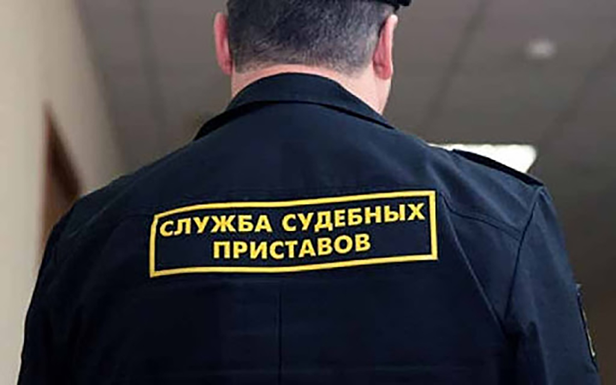 В Котовске судебные приставы арестовали авто за долг в 500 тысяч рублей